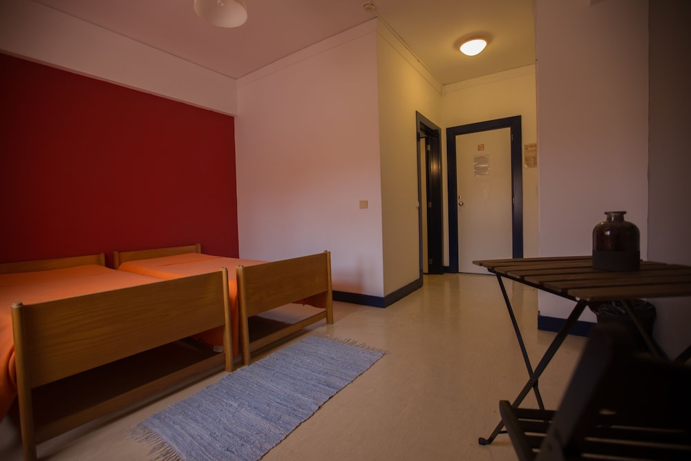 Twin Room, Accessible, Private Bathroom - Photo 1