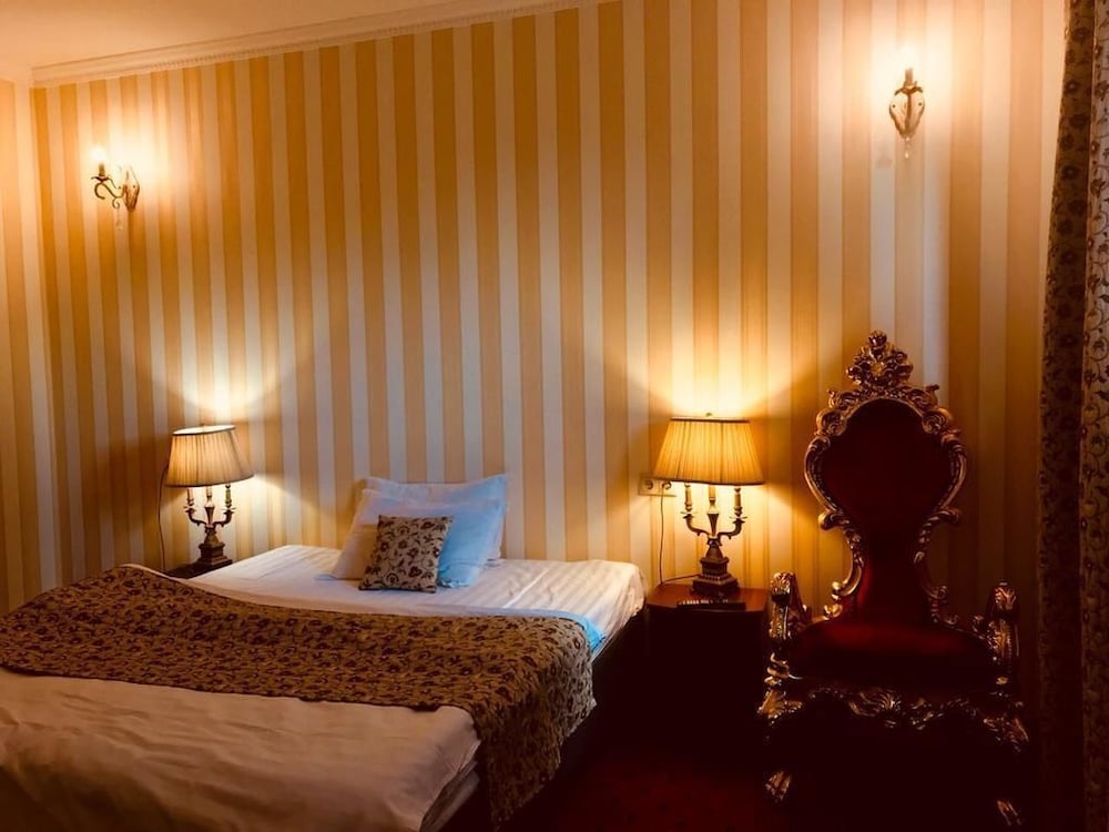 Suite photo 1