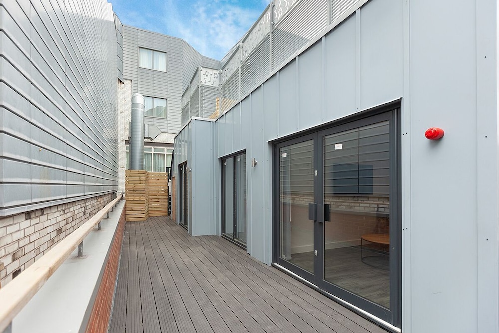 City Double or Twin Room, 2 Bedrooms, City View - Photo 6