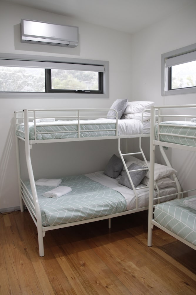House, 3 Bedrooms photo 3