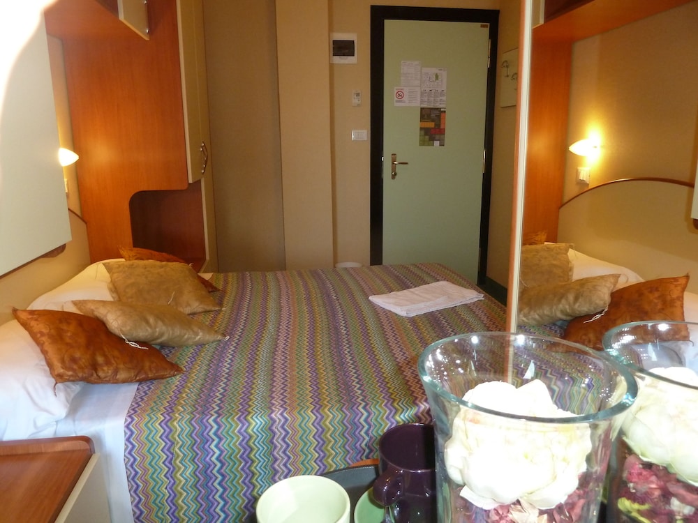 Double Room Single Use