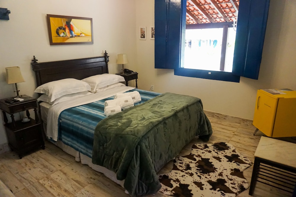 Deluxe Twin Room, 1 Queen Bed photo 1