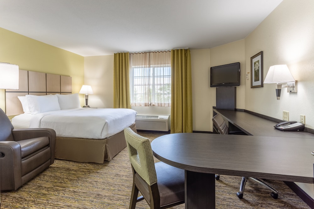 Suite, 1 Bedroom (1 Queen Bed) - Photo 3