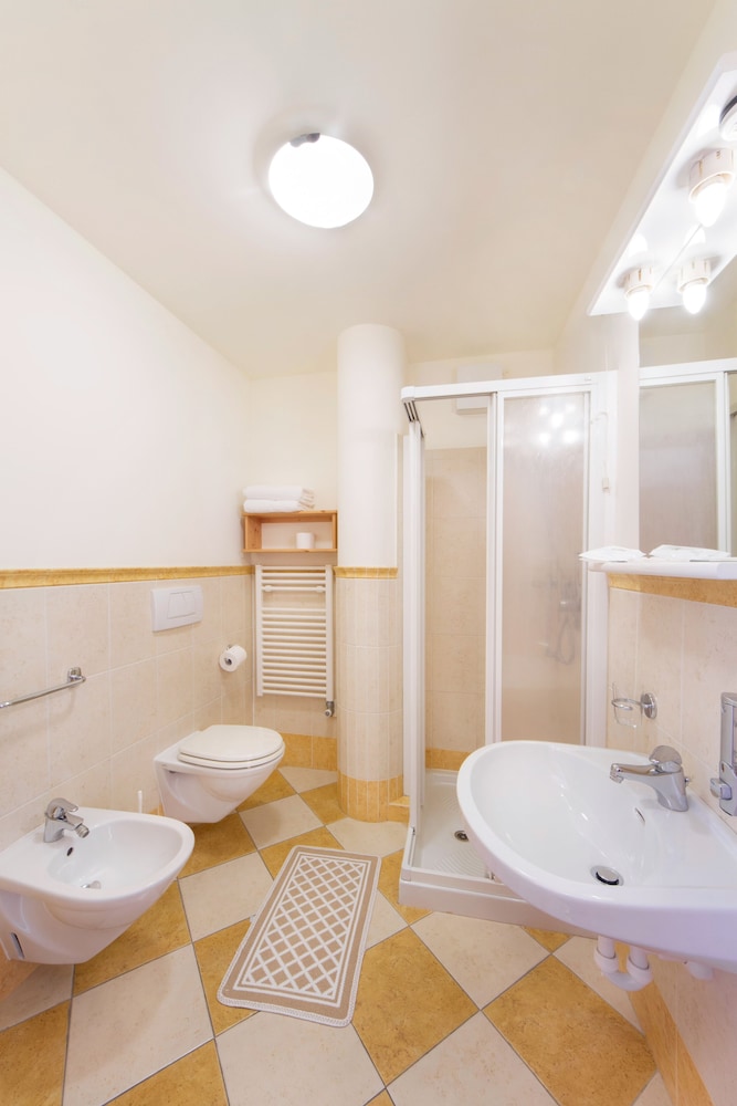 Panoramic Double Room, Lake View photo 2