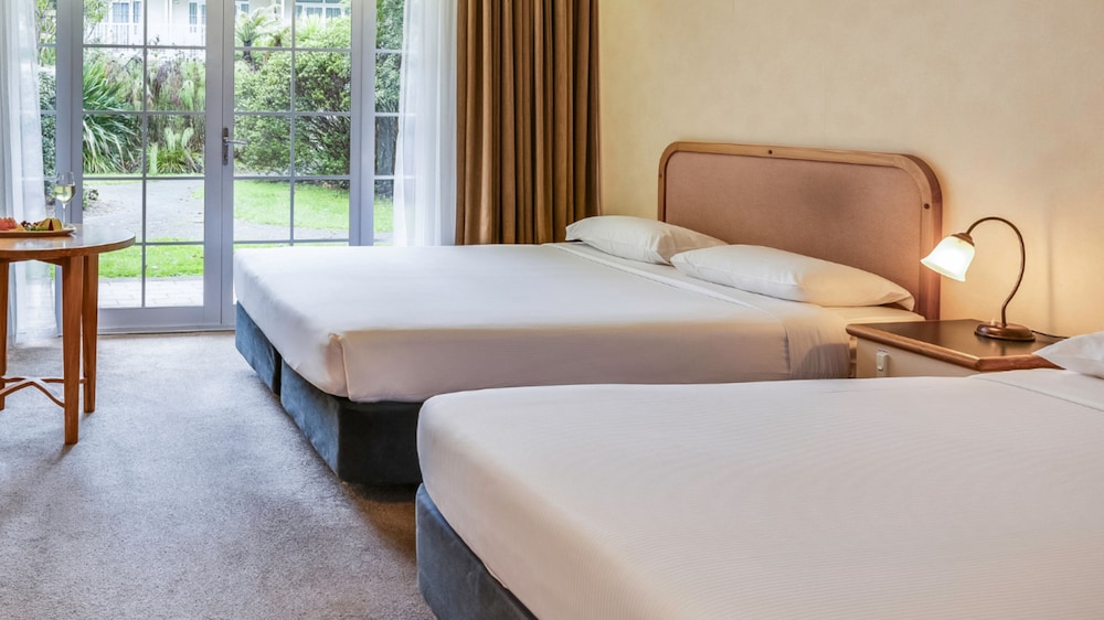 Superior Room, 2 Queen Beds, Balcony (Tauhara) - Photo 2