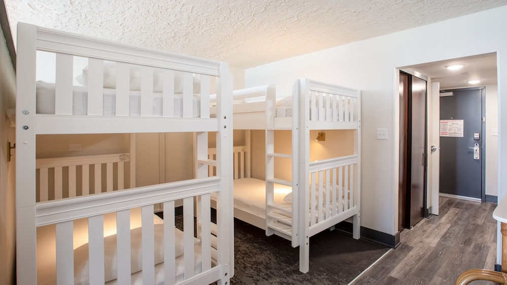 Standard Room, Multiple Beds, Oceanfront - Photo 1