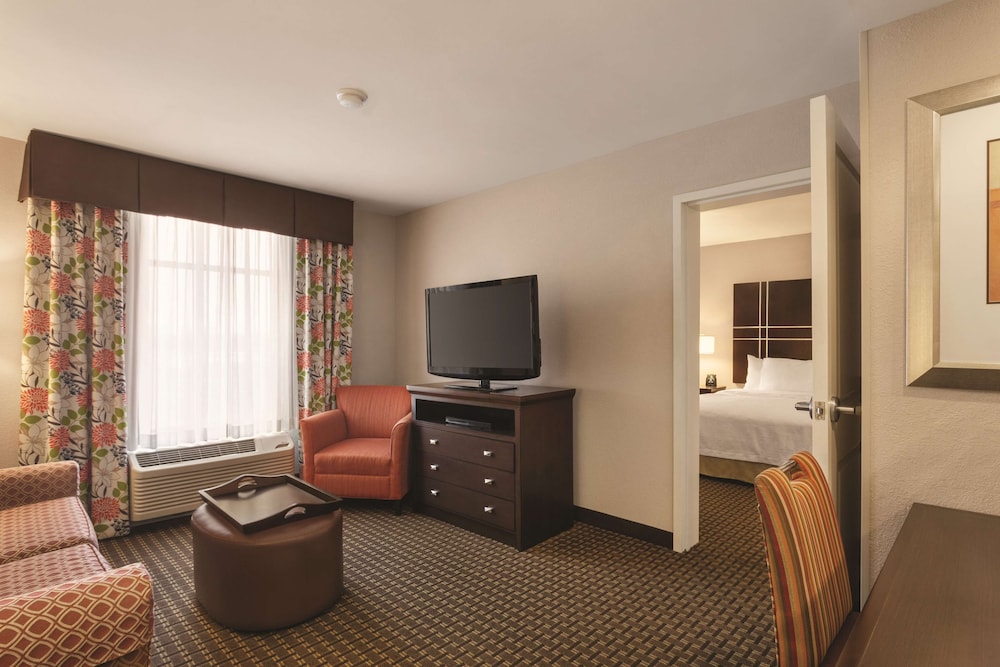 Suite, 2 Queen Beds, Accessible, Non Smoking (Hearing) photo 2