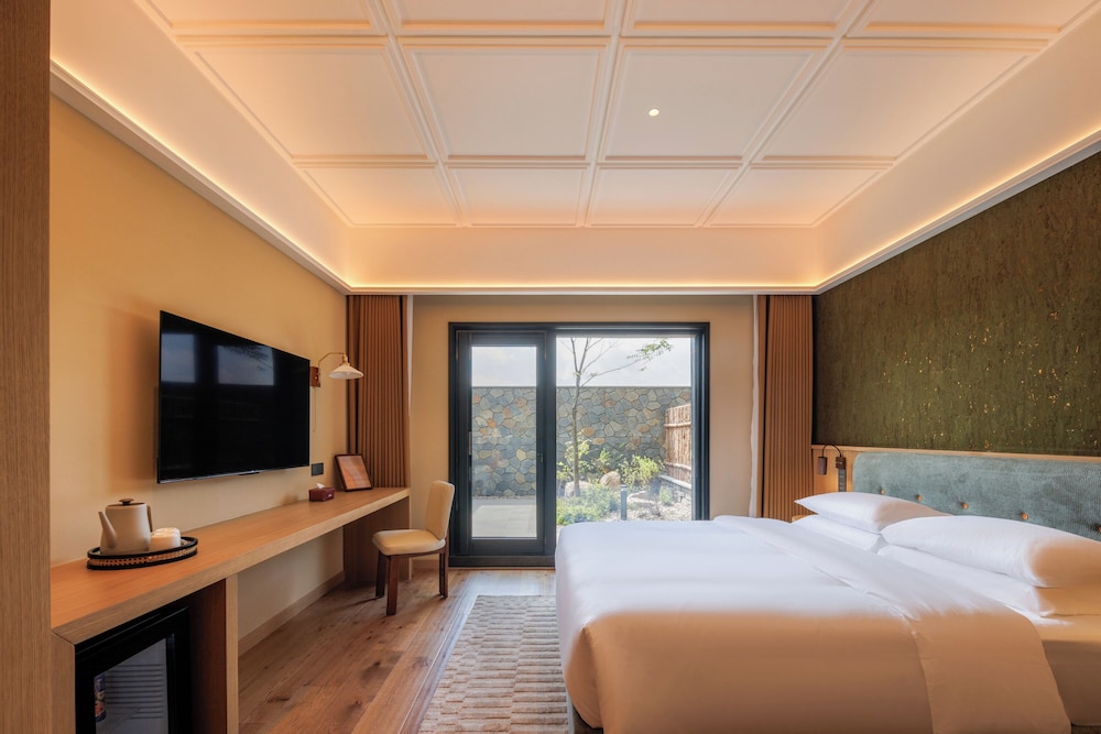 Comfort Double Room, Courtyard View