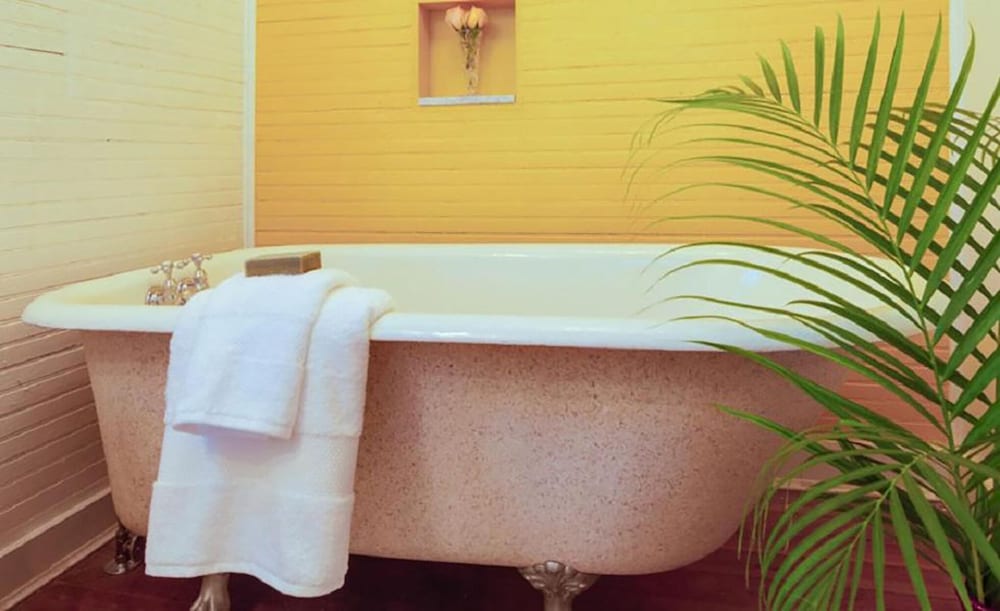 Luxury Double Room, Private Bathroom (Turtles Nest) photo 2