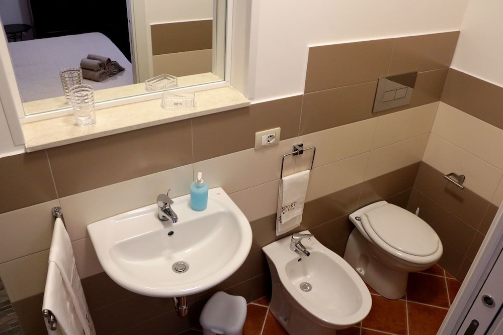 Standard Double Or Twin Room, Balcony photo 2
