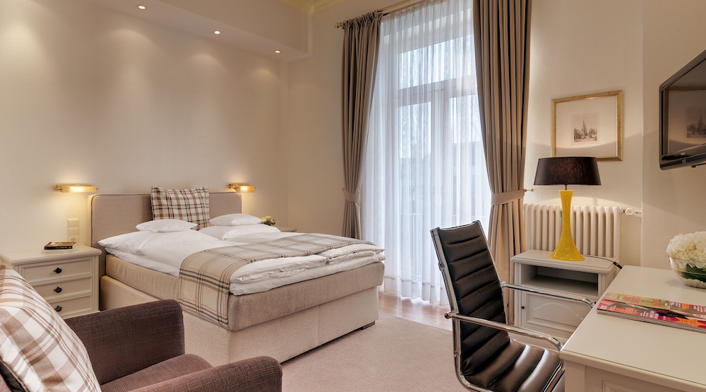 Standard Room, 1 Double Bed, Garden View - Photo 1