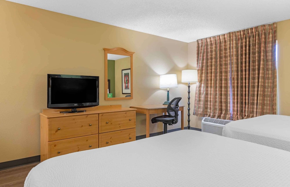 Studio, 2 Queen Beds, Non Smoking - Photo 5