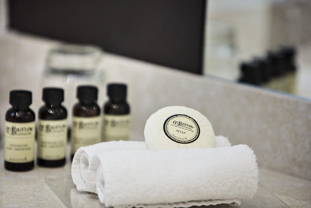 Deluxe Suite, 1 King Bed, Club Lounge Access (Deluxe)