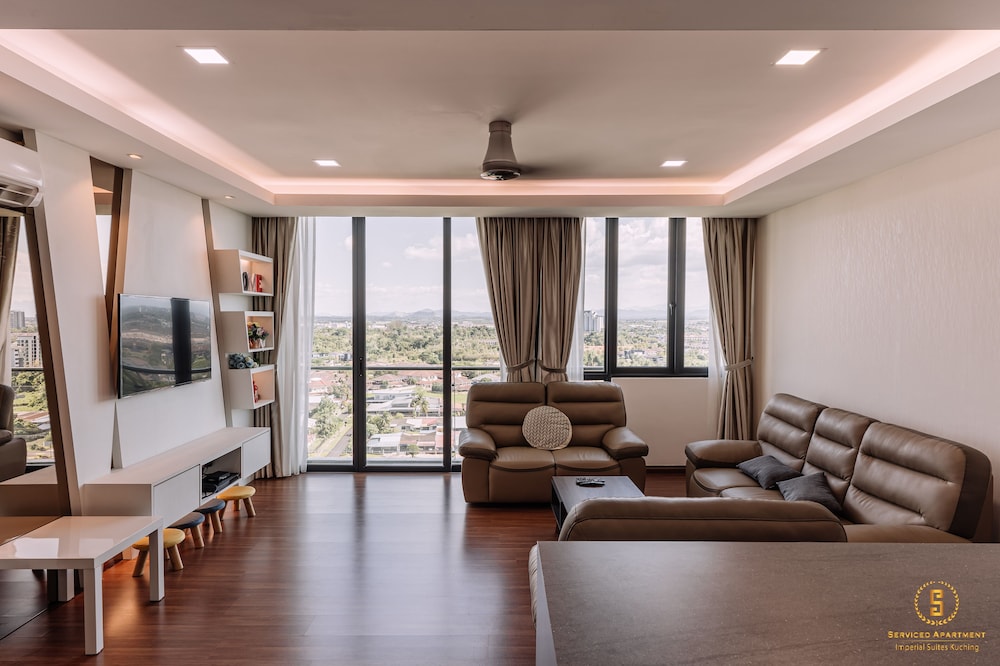 Apartment, 3 Bedrooms - Photo 1