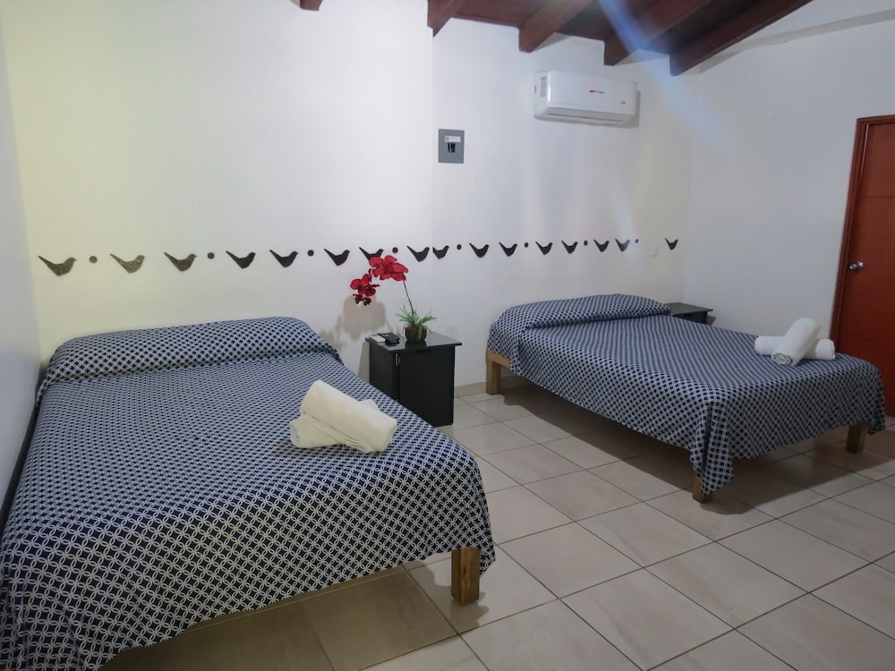 Standard Quadruple Room - Photo 2
