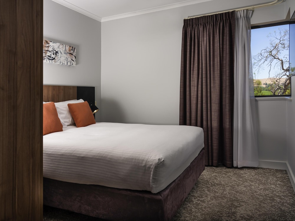 Executive Apartment, 1 Bedroom - Photo 4