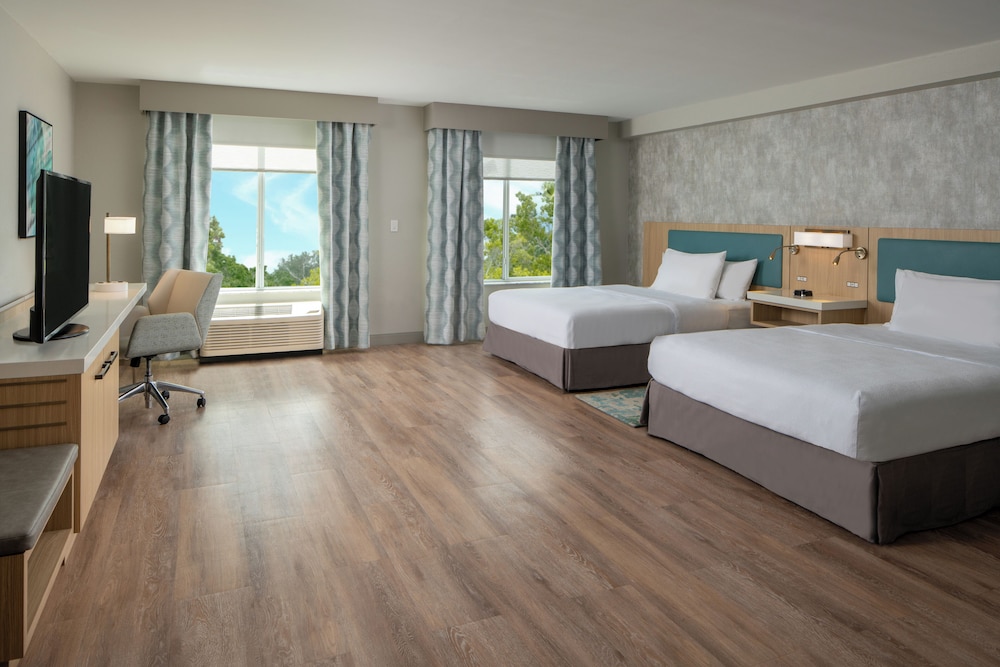 Two Queen Beds, Accessible