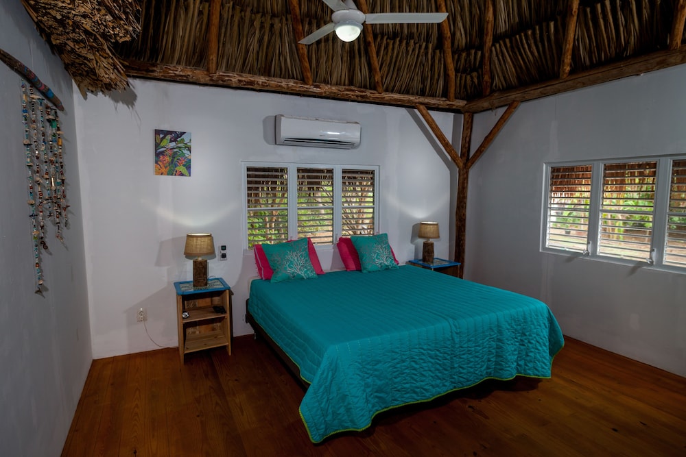 Family Bungalow, 2 Bedrooms photo 1