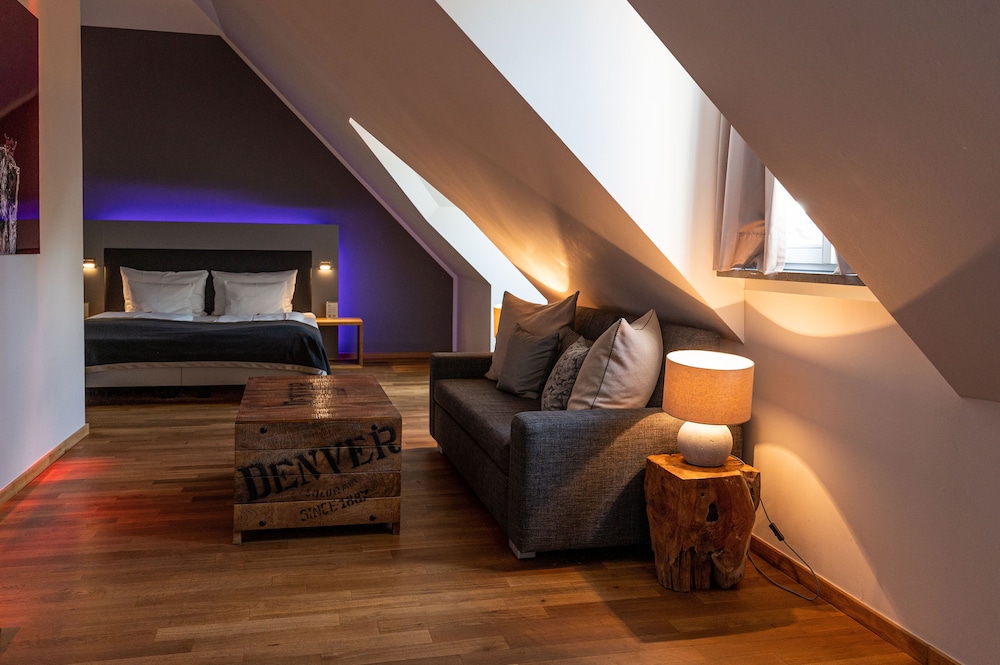 Junior Suite - Photo 13