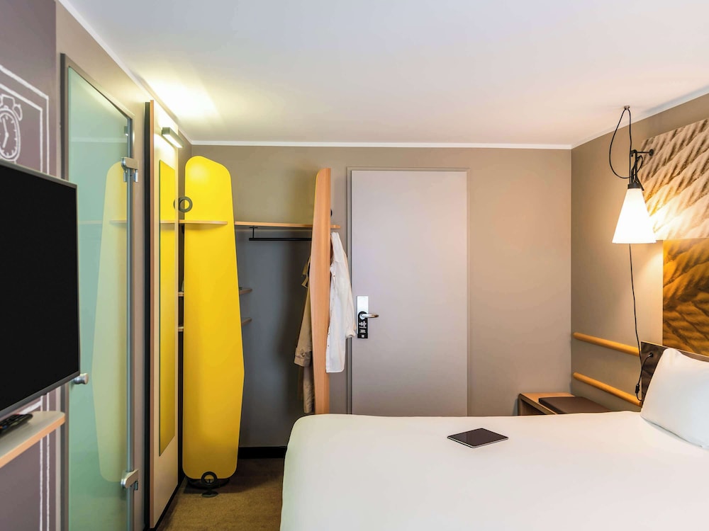 Standard Room, 1 Double Bed - Photo 10
