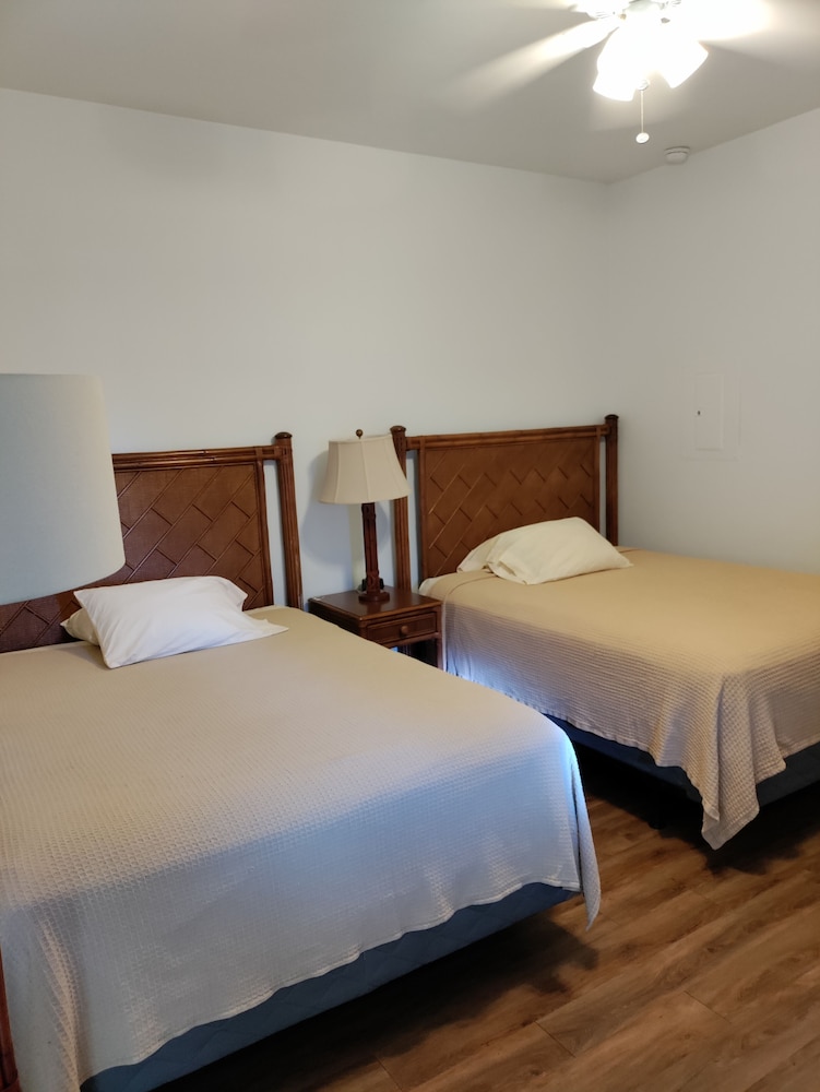 Cottage, Private Bathroom (2 Queen Beds Cottage) - Photo 4
