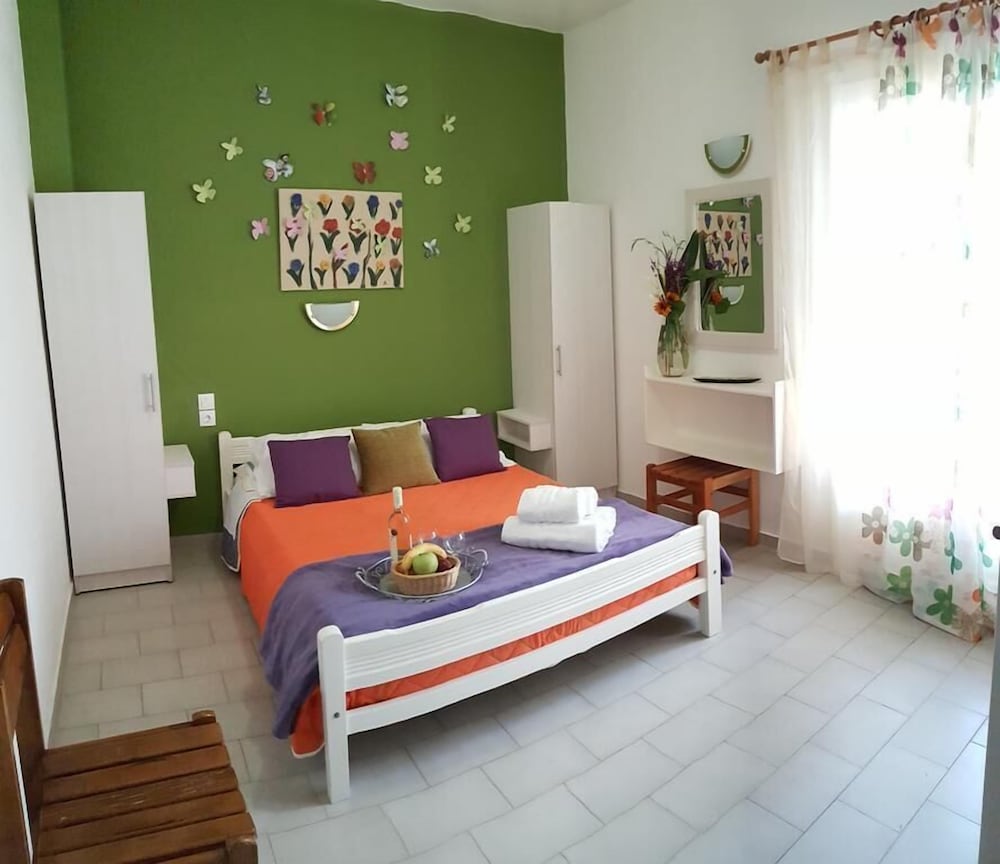 Small Side Studio (2 adults) - Photo 3