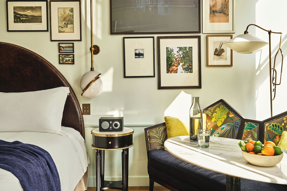 Room, 1 King Bed, City View