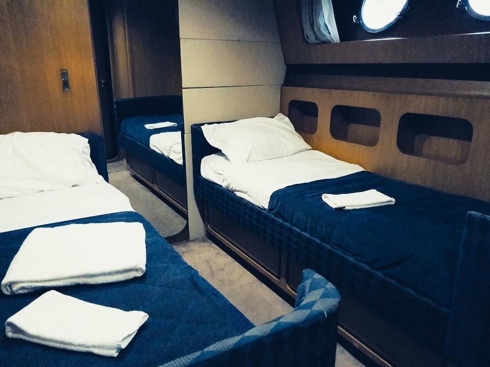 Standard Triple Room (Scirocco) photo 1