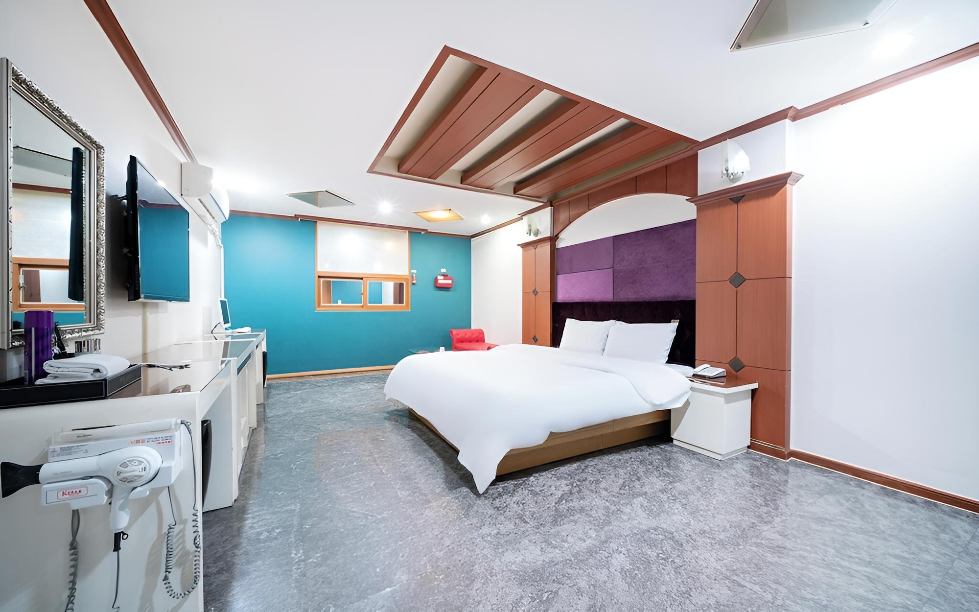 Room (Special Room (Netflix Disney Plus Ava) - Photo 1
