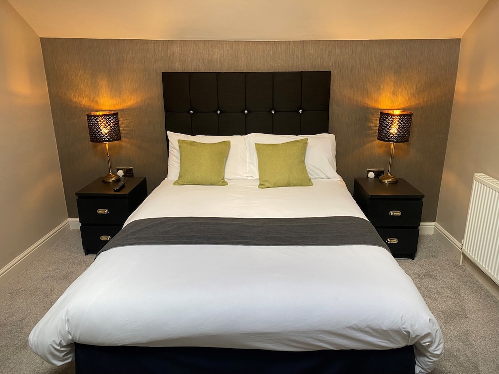Standard Loft, Ensuite (Attic Room with desk) photo 1