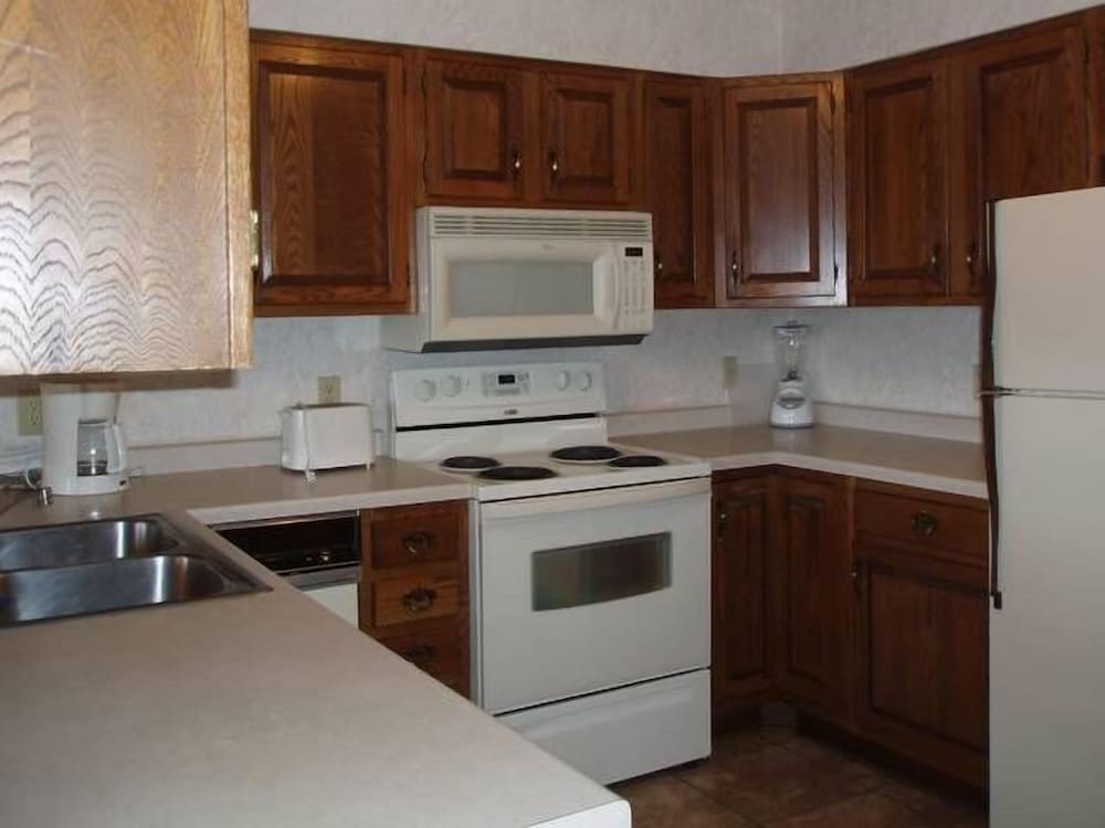 Condo, 3 Bedrooms photo 3