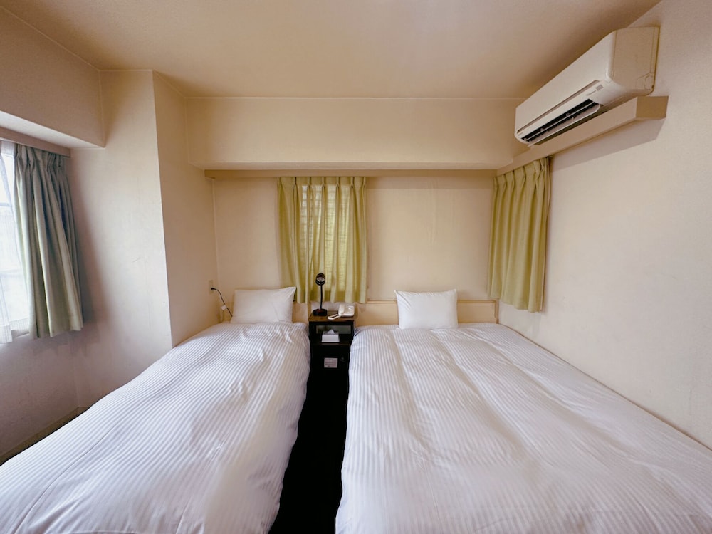 Semi Triple Room, Smoking - Photo 2