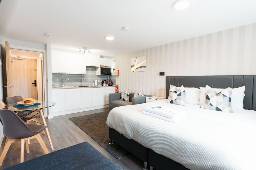 Junior Suite, Non Smoking, Private Bathroom