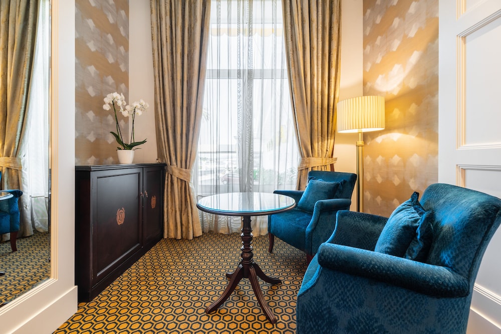 Suite, Sea View - Photo 8