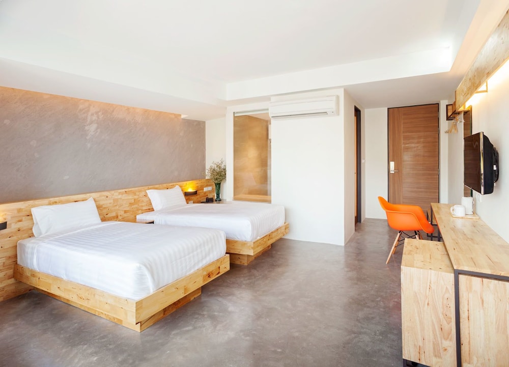Standard Twin Room, 2 Twin Beds photo 2