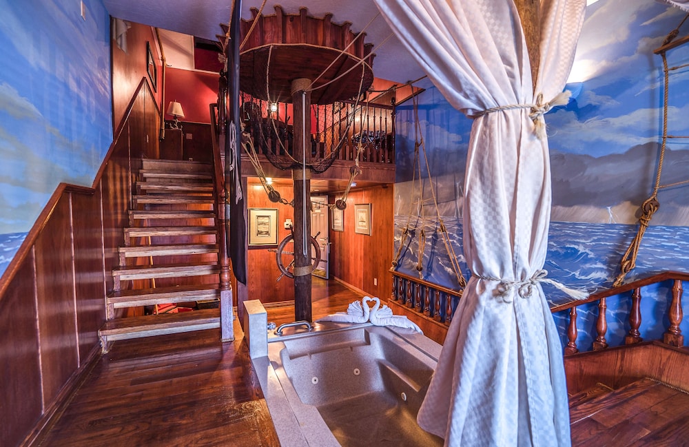 Room (Treasure Island I) - Photo 2
