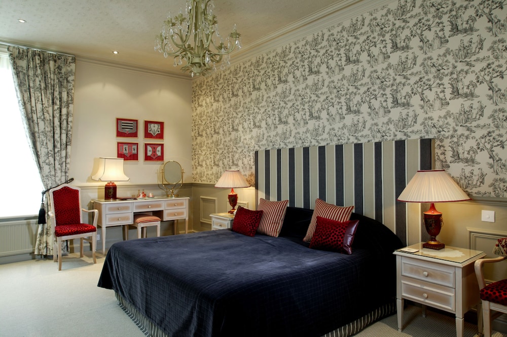 Superior Double or Twin Room photo 3