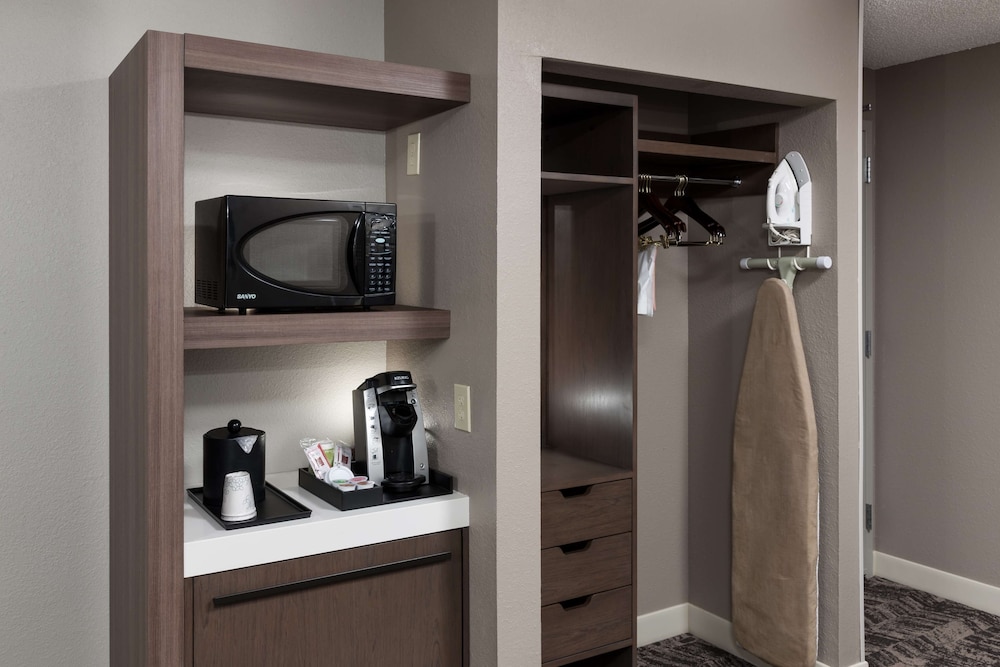 Junior Suite, 1 King Bed - Photo 3