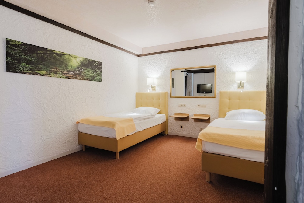 Comfort Twin Room photo 3