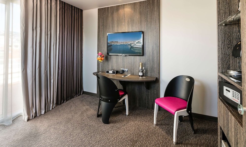 Junior Suite, Hot Tub