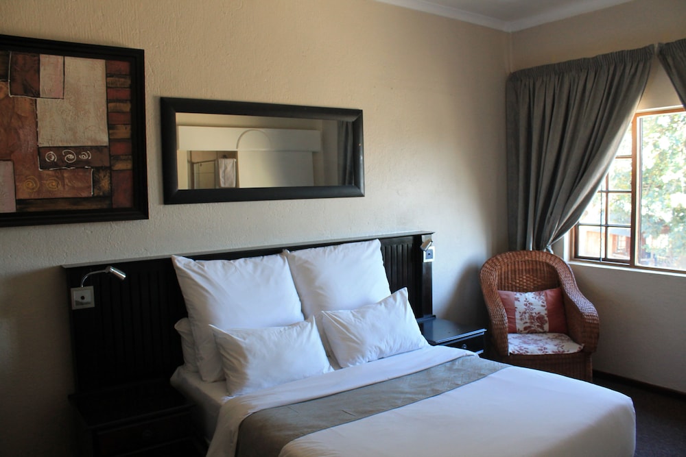 Executive Room photo 3
