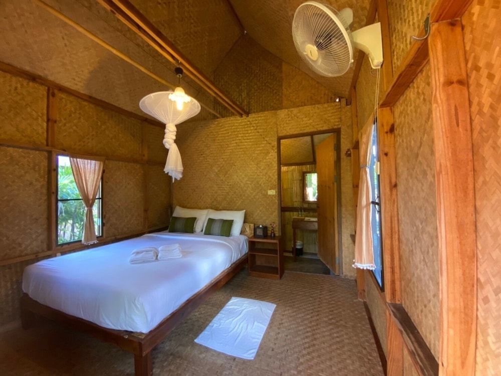 Garden Hut Fan photo 1