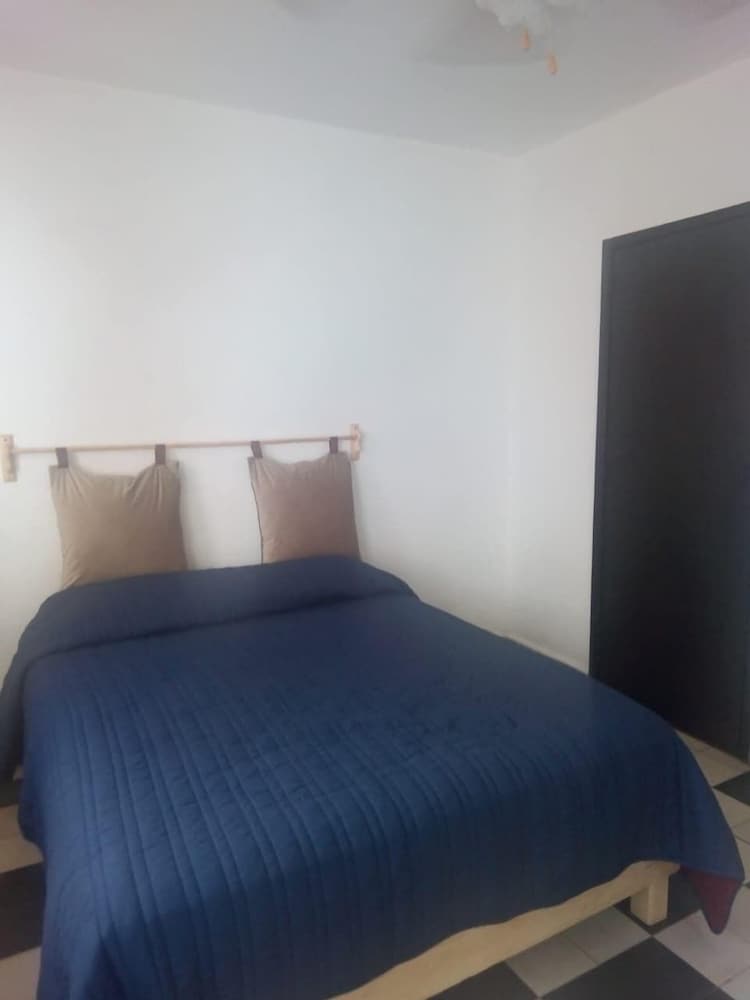 Basic Room photo 3