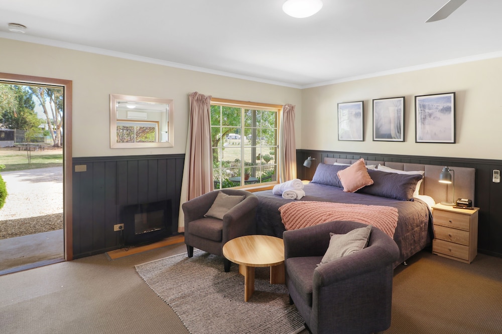 Superior Studio, Non Smoking, Kitchen (Studio Apartment) photo 2