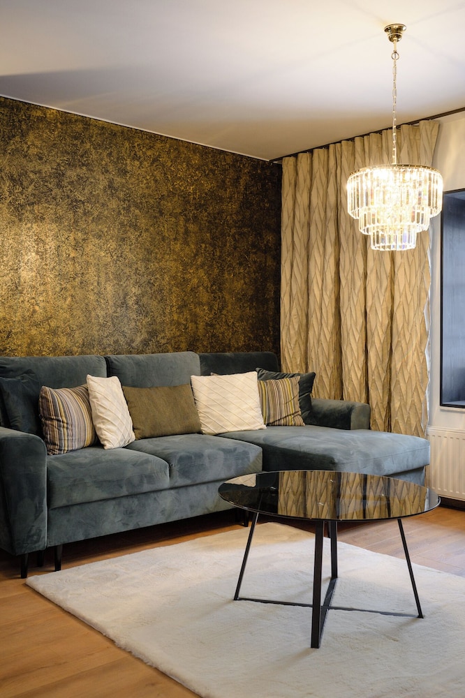 Deluxe Gold Room A3 photo 3