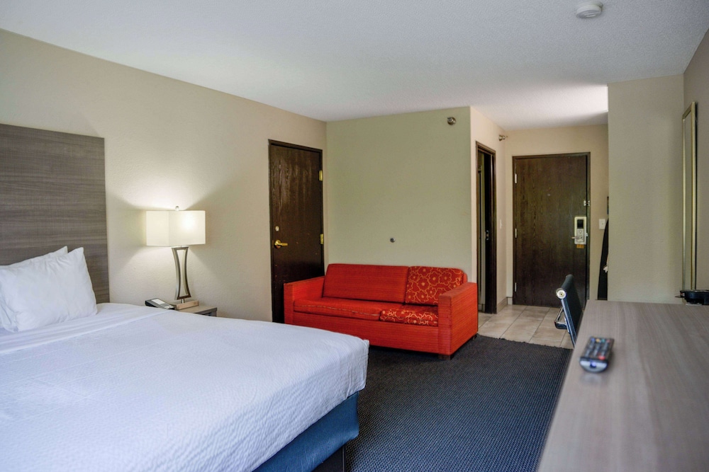 Studio Suite, 1 King Bed, Non Smoking