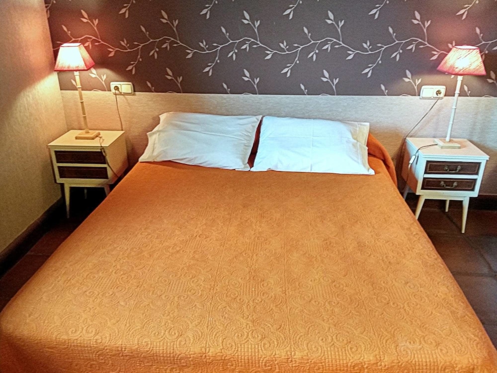 Double Room (1) photo 3