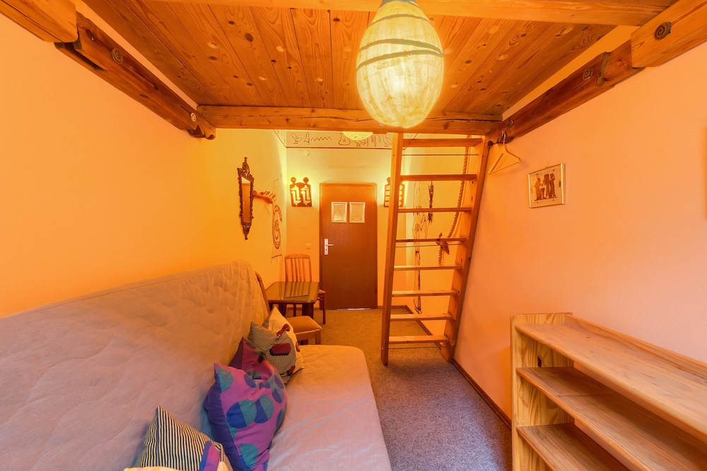 Basic Double Room Single Use, 1 Bedroom photo 1