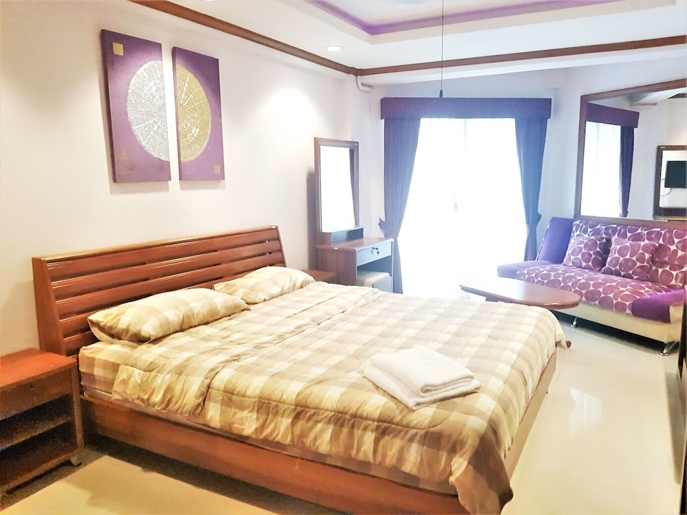 room photo