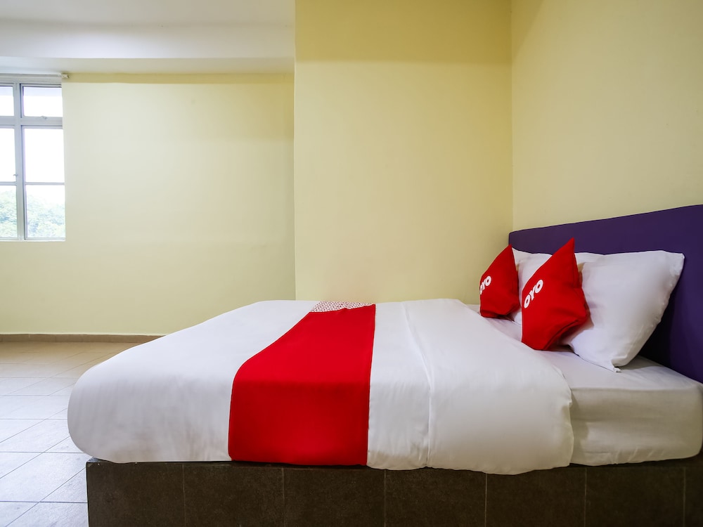 Deluxe Double Room, 1 Queen Bed photo 3